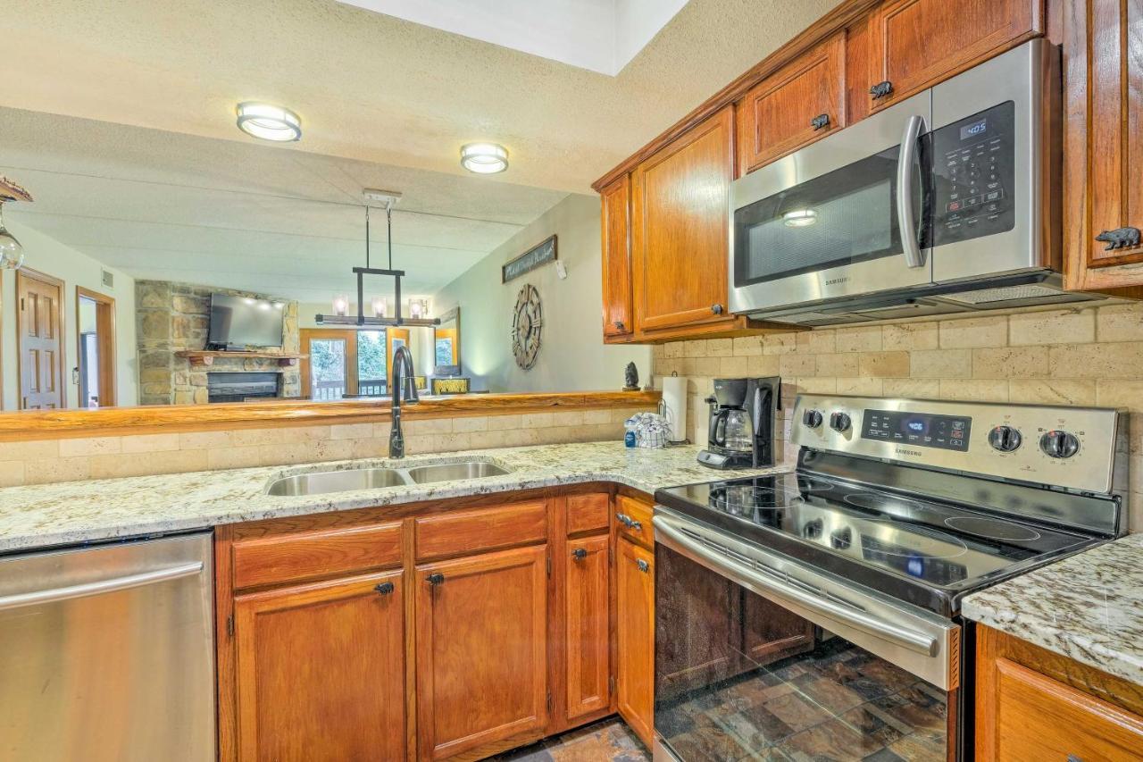 Chalet Village Upper Alpine Condo With Pool Access! Gatlinburg Buitenkant foto