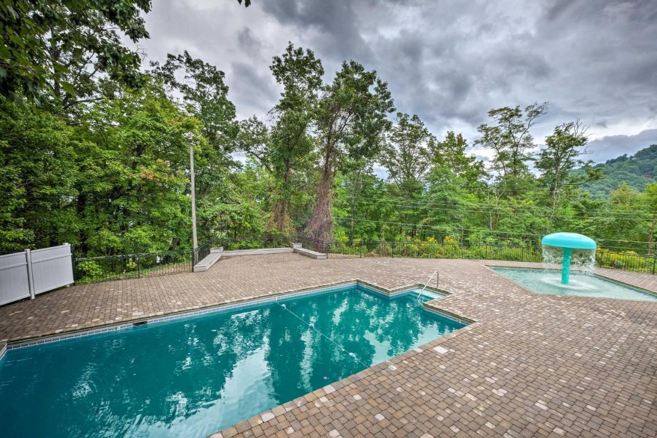 Chalet Village Upper Alpine Condo With Pool Access! Gatlinburg Buitenkant foto
